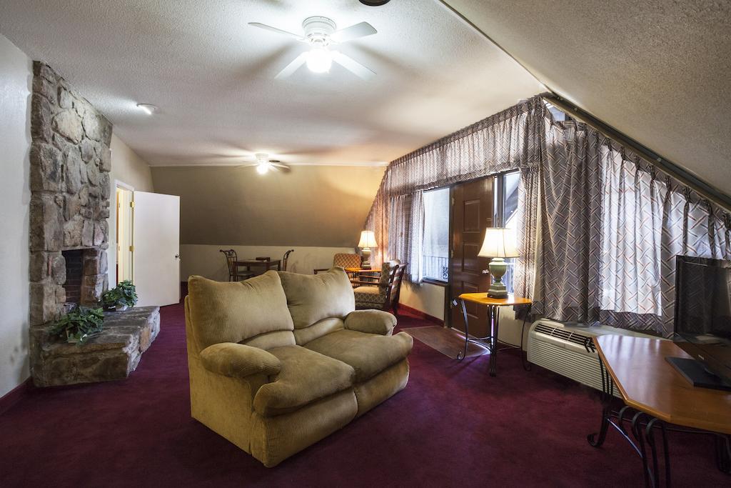 Four Seasons Motor Lodge Gatlinburg Rum bild